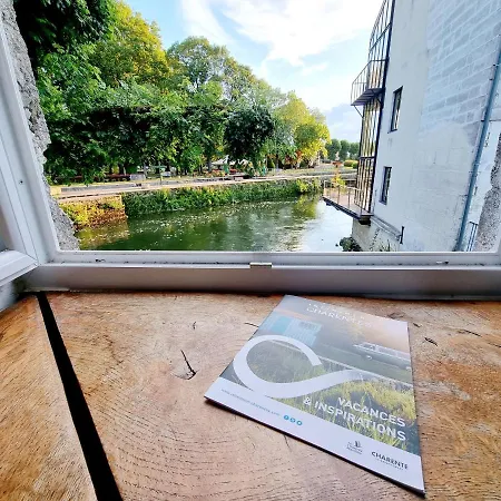 Quai 2 Maison Atypique Au Dessus De L'eau *